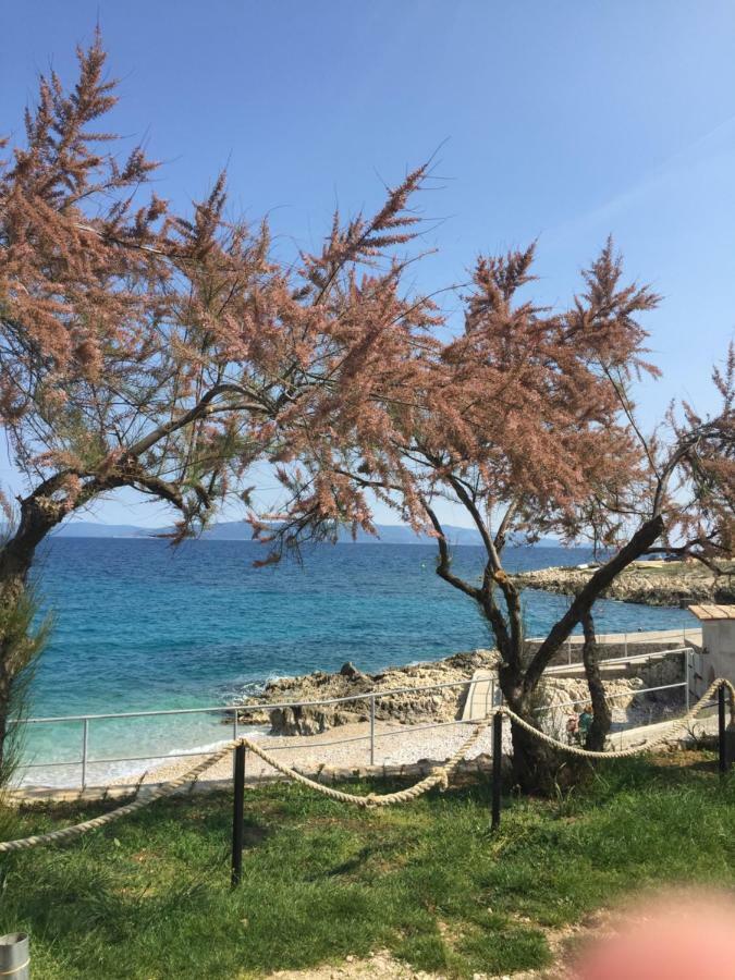 Residence4A-Appartamento Bianco Ravni Εξωτερικό φωτογραφία